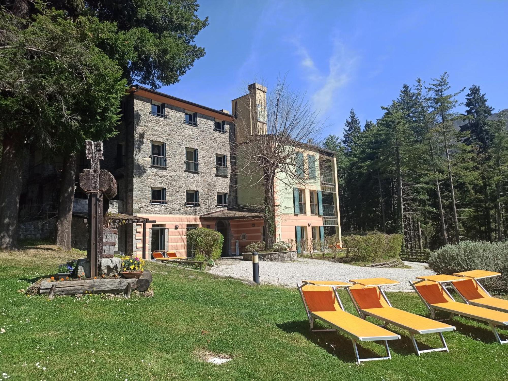 Il Bosco Di Campo Marzano Studios Borzonasca Exterior foto